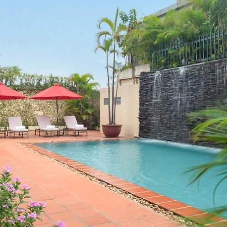 Avani Hai Phong Harbour View Hotel מראה חיצוני תמונה