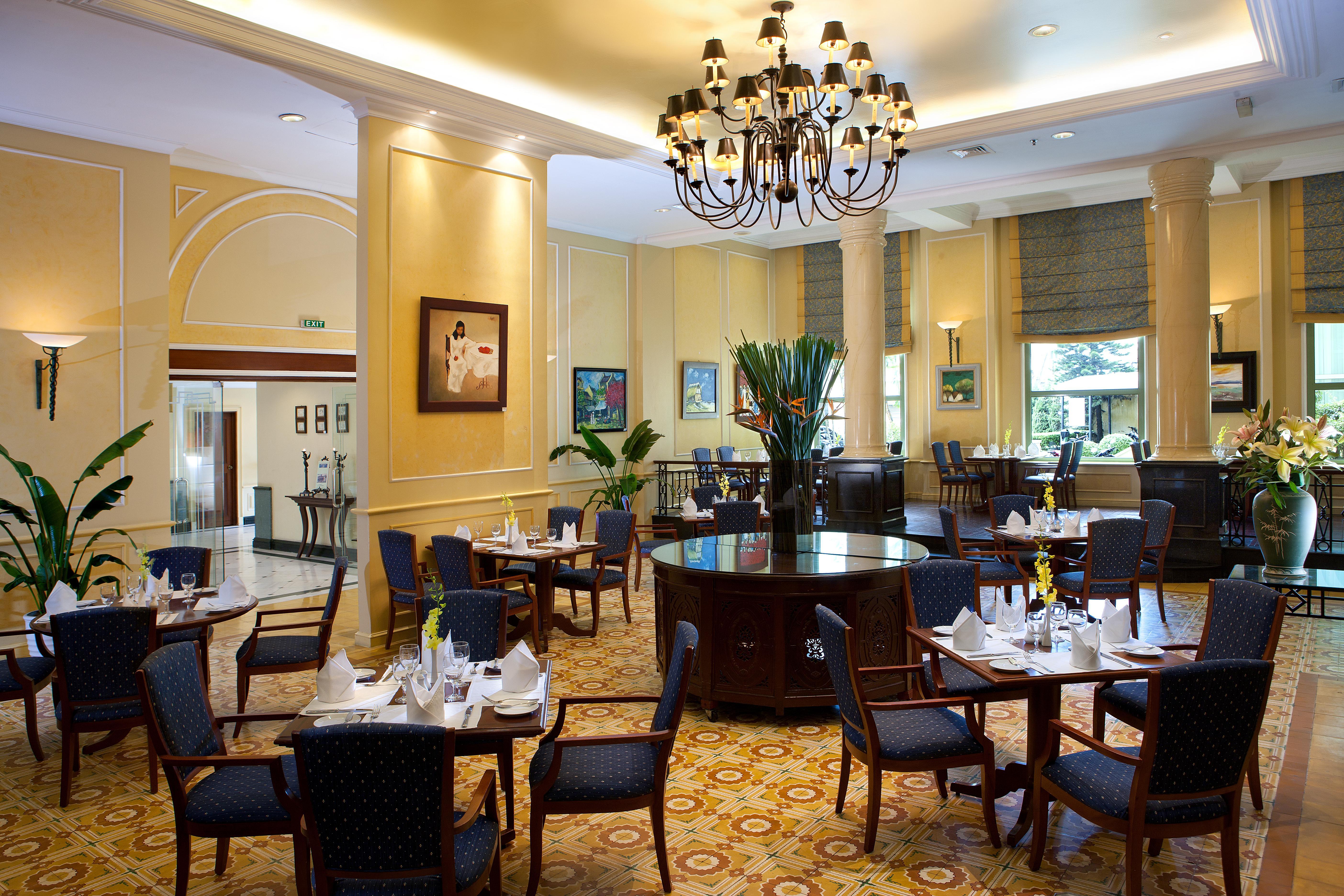 Avani Hai Phong Harbour View Hotel מראה חיצוני תמונה