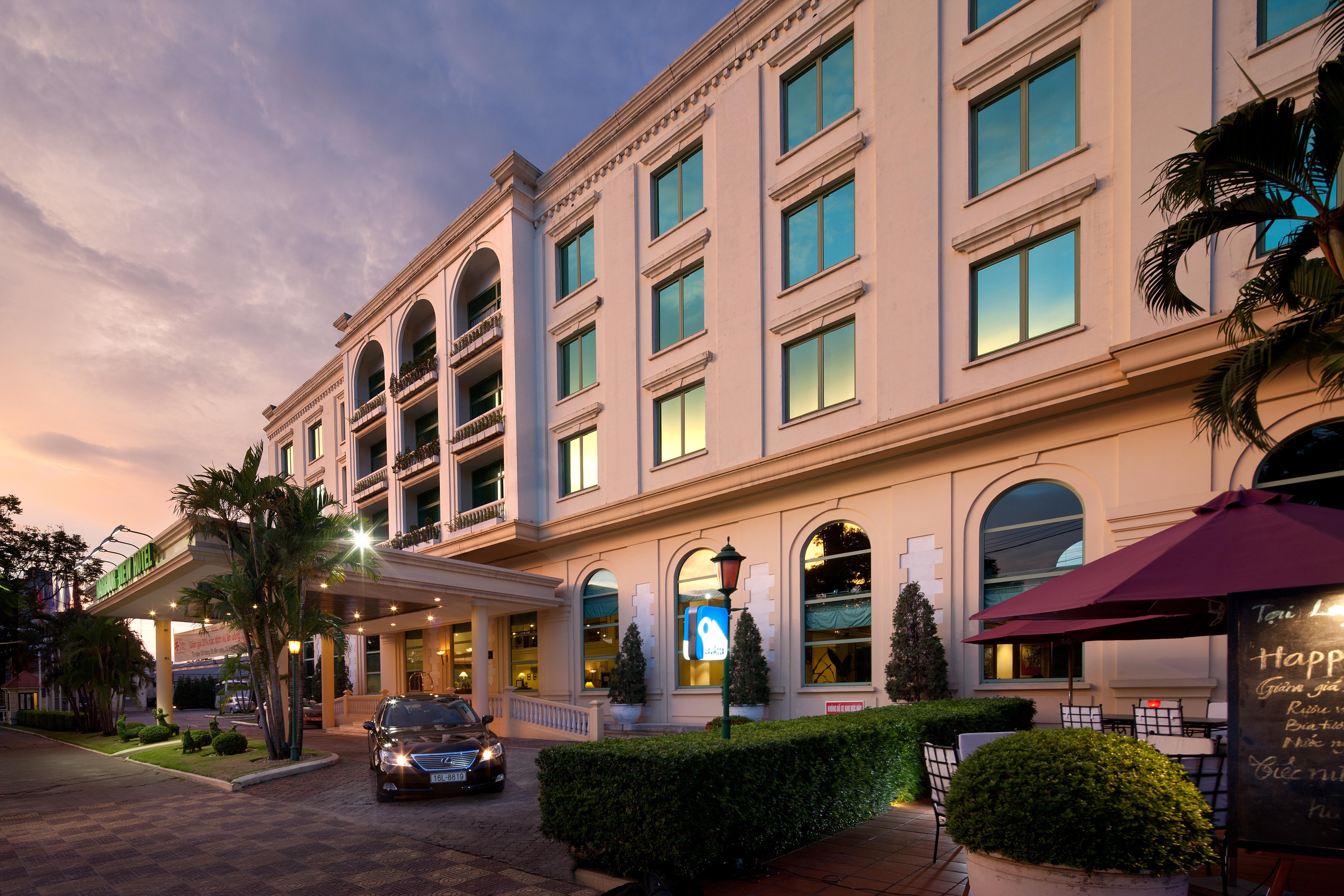 Avani Hai Phong Harbour View Hotel מראה חיצוני תמונה