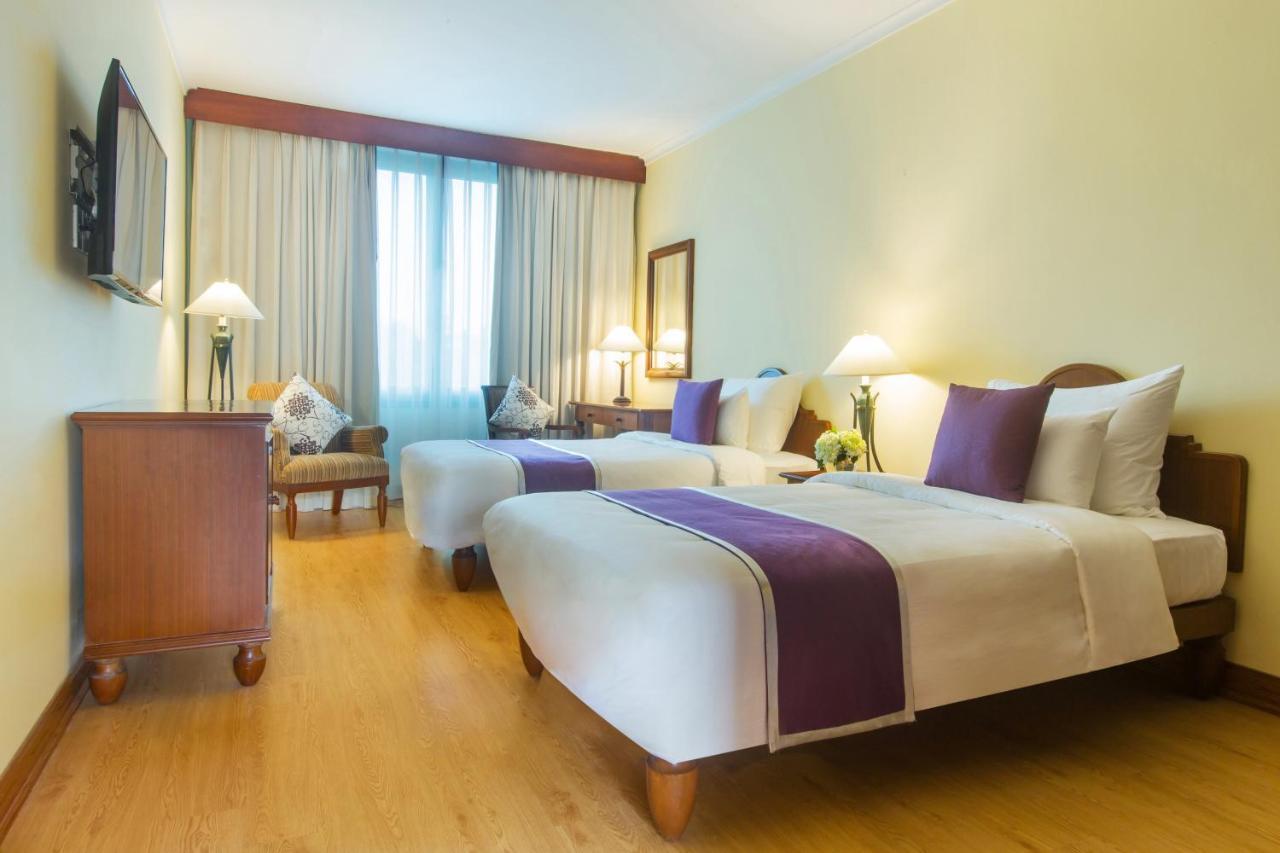 Avani Hai Phong Harbour View Hotel מראה חיצוני תמונה
