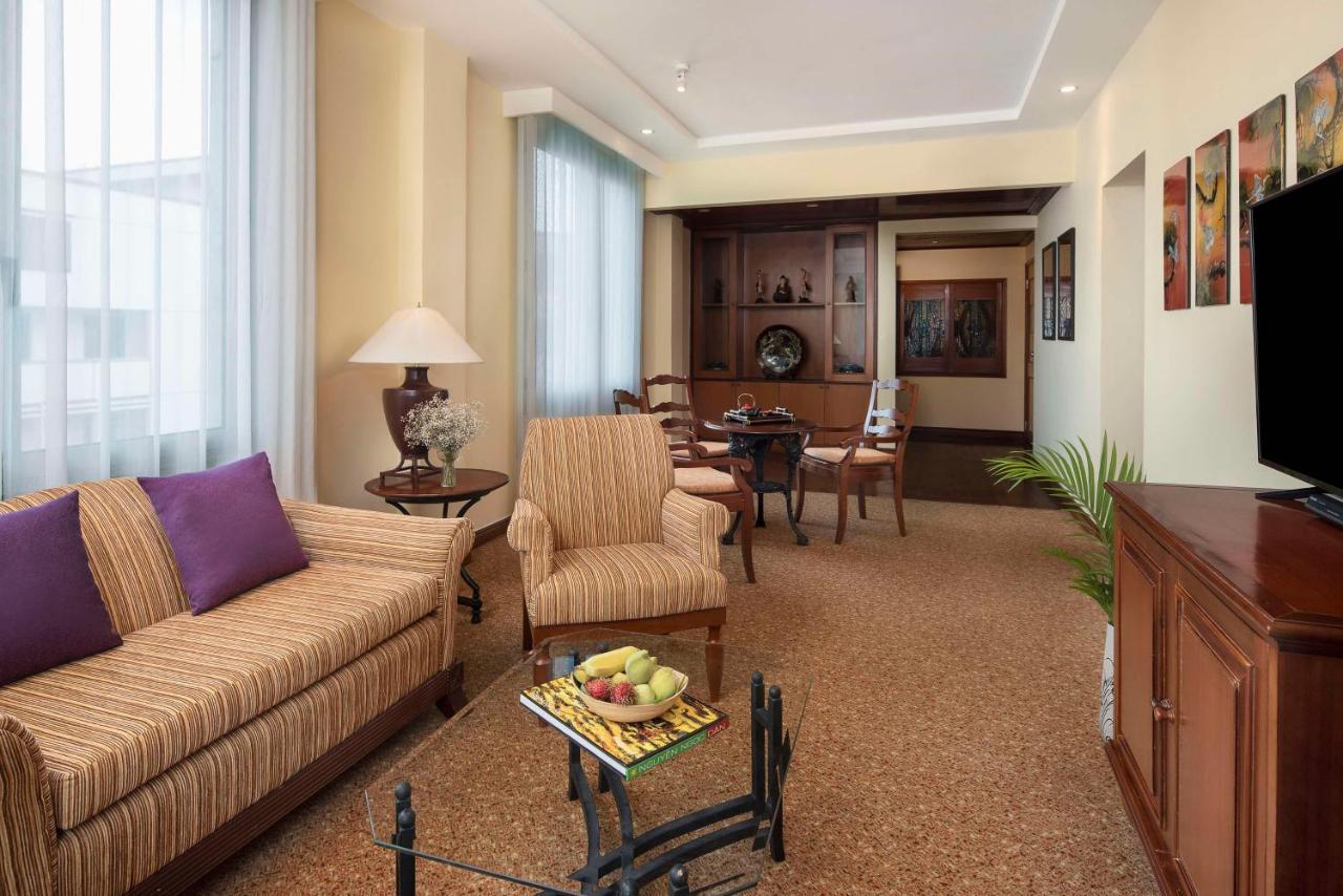 Avani Hai Phong Harbour View Hotel מראה חיצוני תמונה