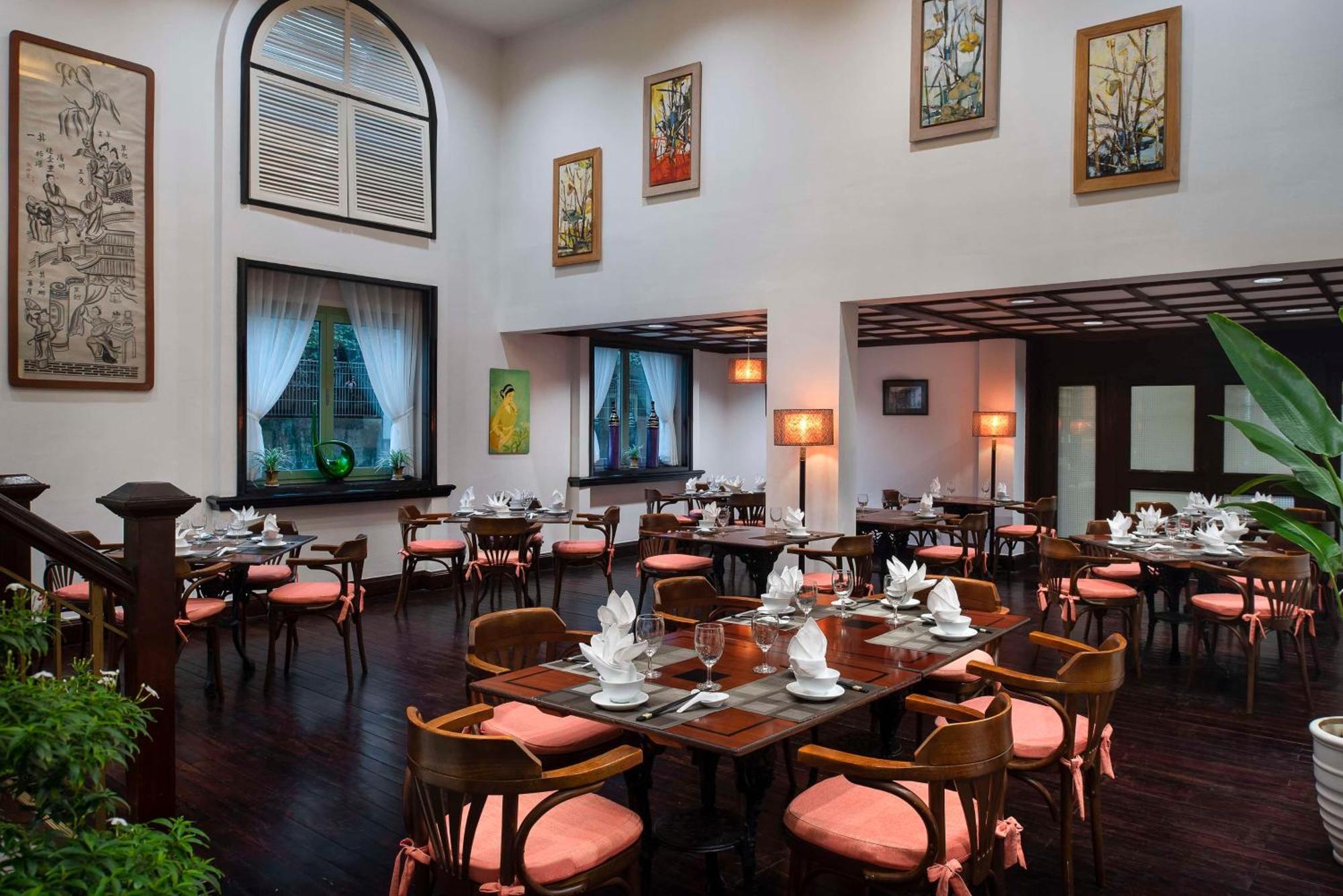 Avani Hai Phong Harbour View Hotel מראה חיצוני תמונה